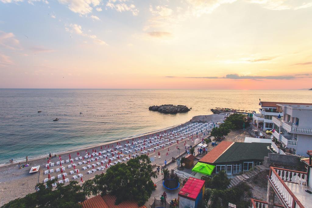 Adriatic Dreams Apartments Dobra Voda Bagian luar foto